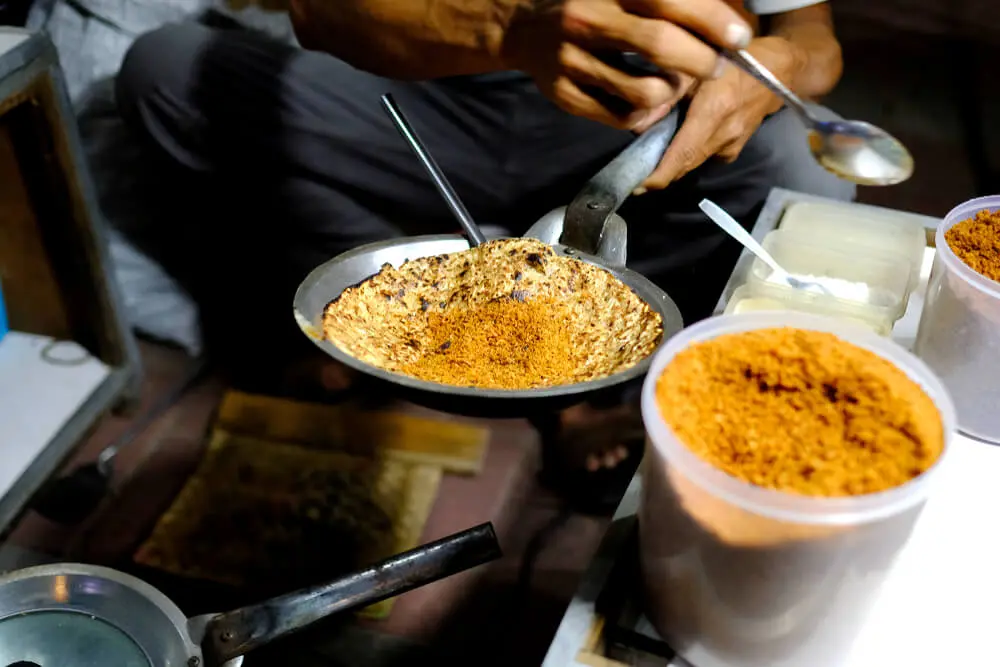 Kerak Telor (Traditional Betawi Omelette)