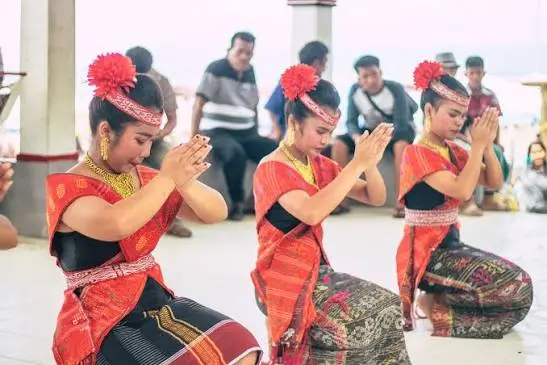 Tor-Tor Dance