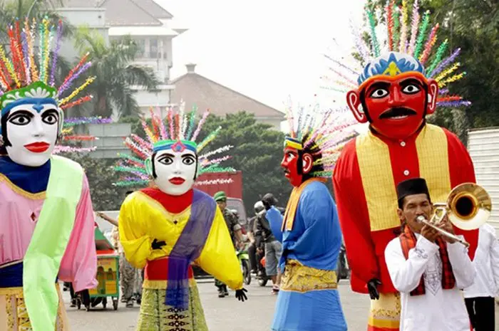 Ondel-ondel (Betawi Giant Puppet Folk Art)