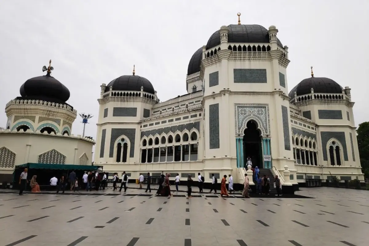Al-Mashun Grand Mosque